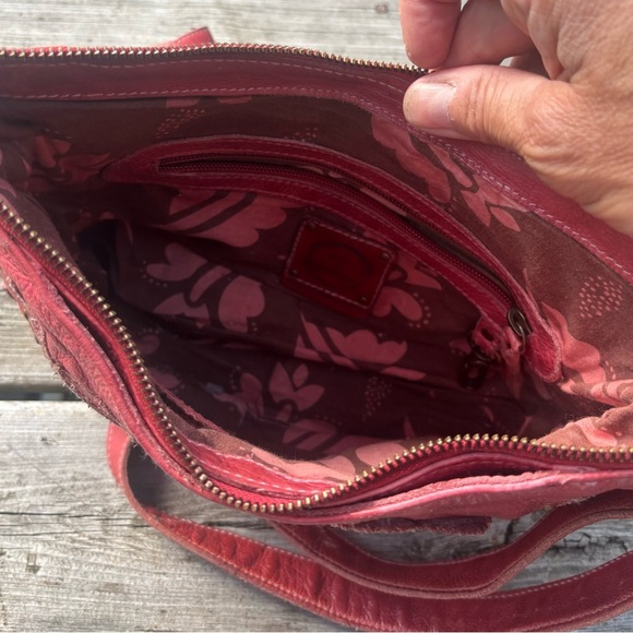 Art N’ Vintage Bohemian Floral Red Leather Designer Shoulder Bag - Picture 4 of 9